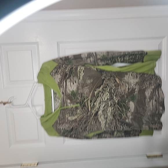 Green and Brown Hoodie Style Sweatshirt with Long Sleeves - Picture 3 of 3